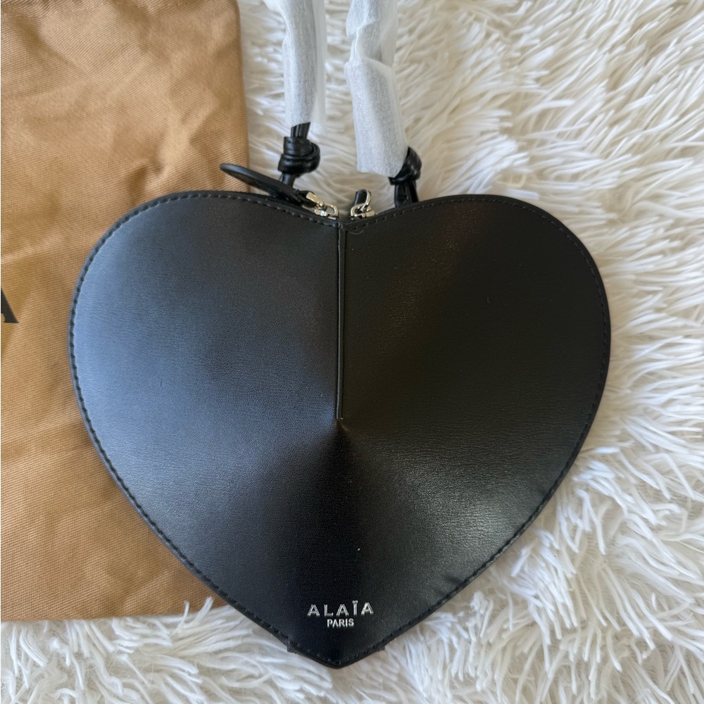 Black Mini Heart-Shaped Bag with Sleek Design